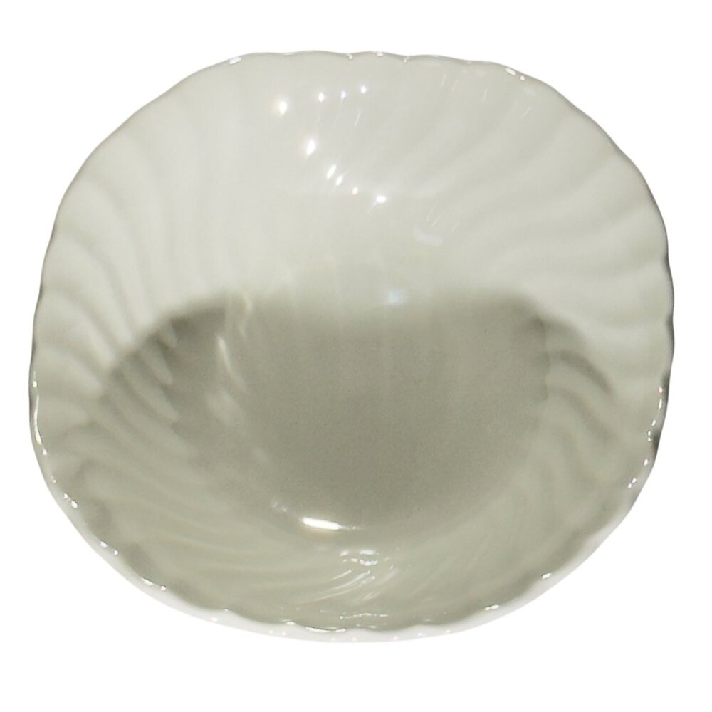 Johnson Brothers White Swirl Fine English Tableware Bowl 8.5" Dia. Set of 4